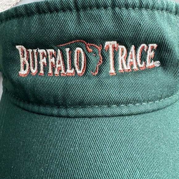 Buffalo Trace Visor O/S Green preowned like new never worn - Picture 2 of 5